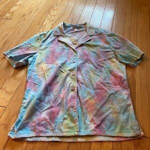 NWOT BP Women's muticolor tie dye collar button down cotton blend shirt sz small